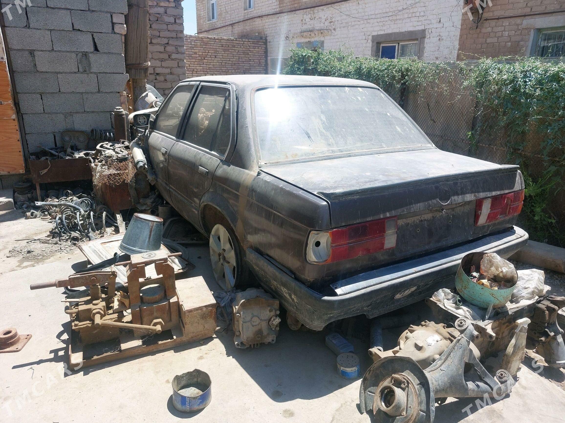 BMW 3 Series 1989 - 4 000 TMT - Tejen - img 1