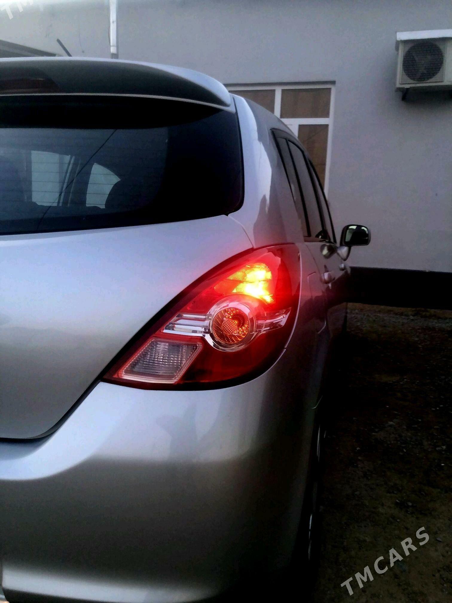 Nissan Tiida 2011 - 175 000 TMT - Ашхабад - img 4