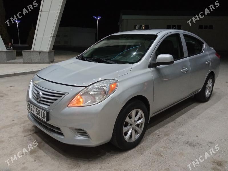 Nissan Versa 2013 - 107 000 TMT - Türkmenabat - img 1