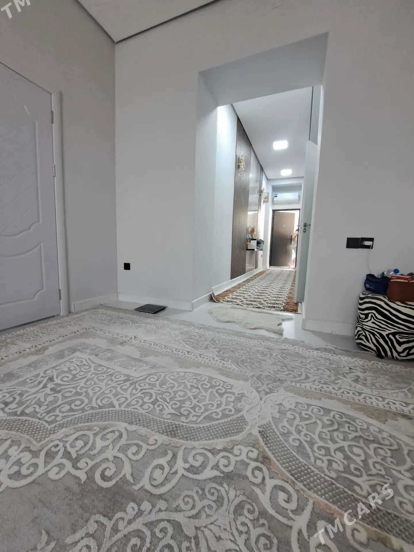 ПРОДАЁТСЯ КВАРТИРА - Туркменбаши - img 4