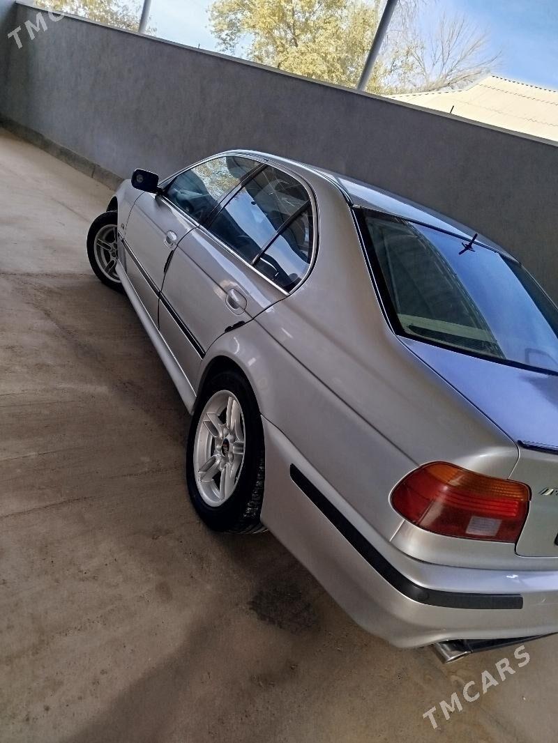 BMW 528 1998 - 85 000 TMT - Бабадайхан - img 3