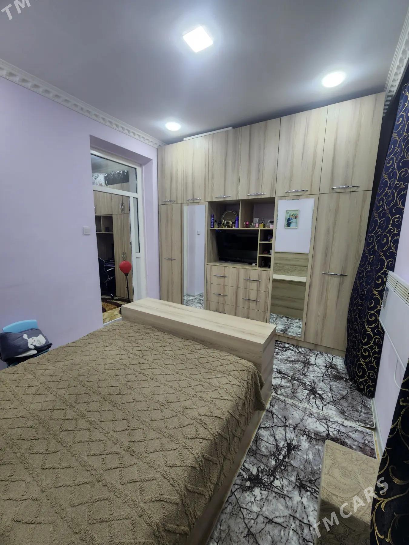 Центр 2 в 3 ком Русский базар - Aşgabat - img 2