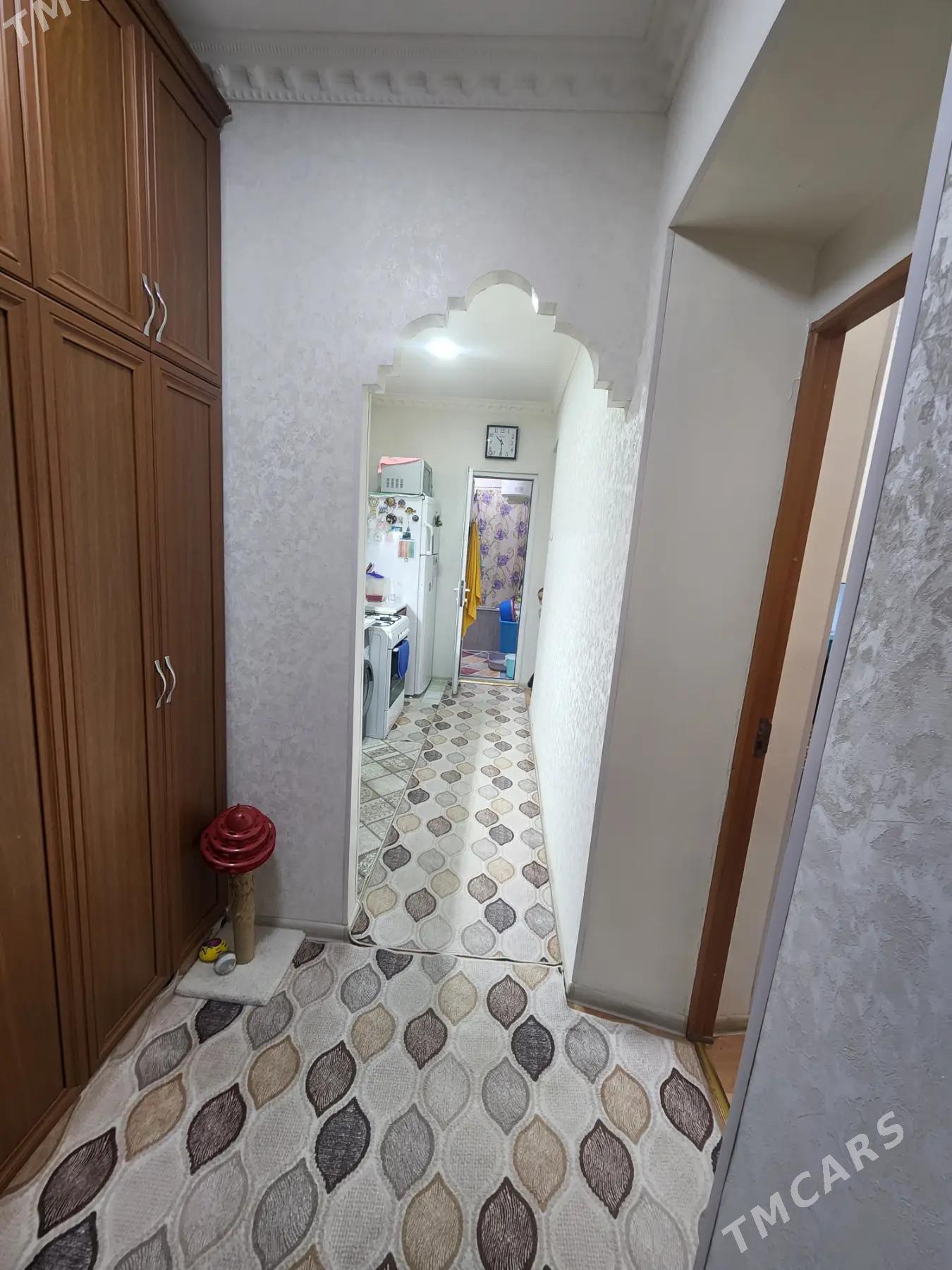 Центр 2 в 3 ком Русский базар - Aşgabat - img 3