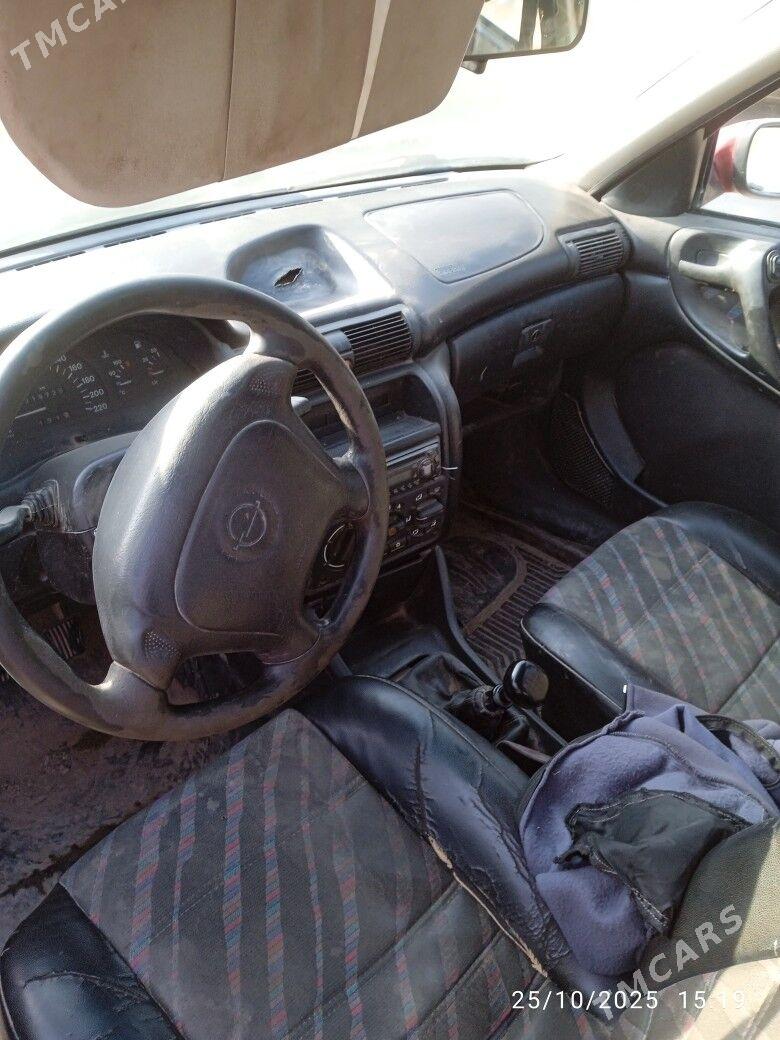 Opel Astra 1996 - 37 000 TMT - Шабатский этрап - img 2