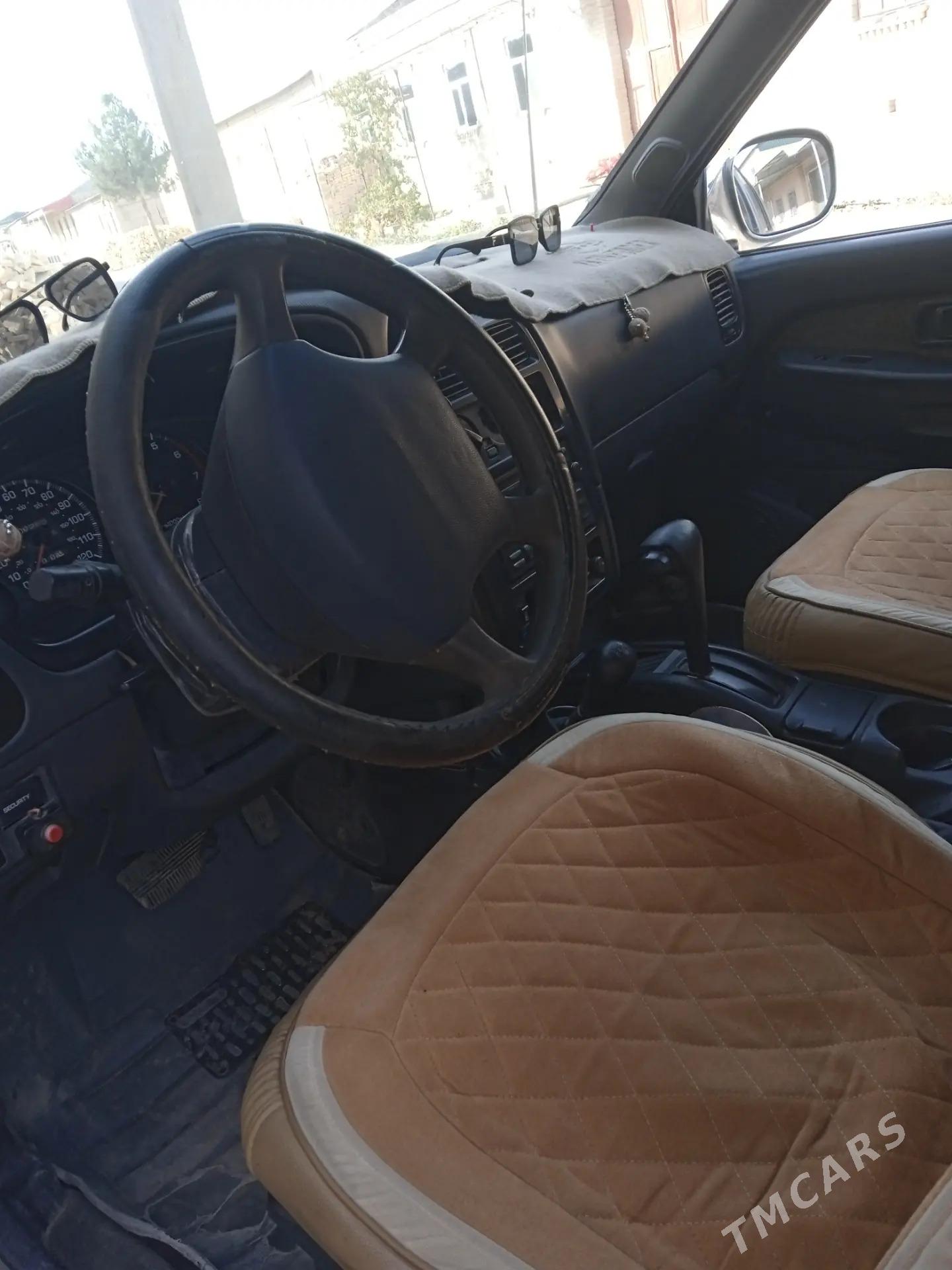 Nissan Pathfinder 1997 - 75 000 TMT - Çärjew - img 9