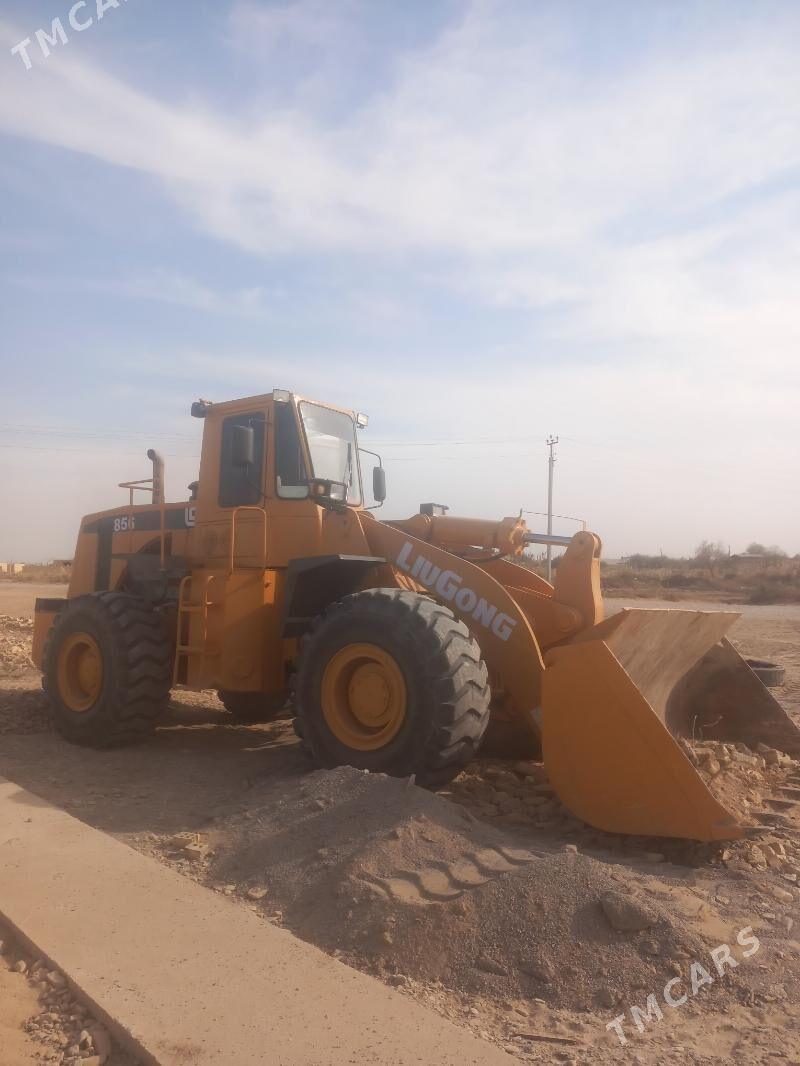 LiuGong CLG 856H 2010 - 520 000 TMT - Мары - img 2
