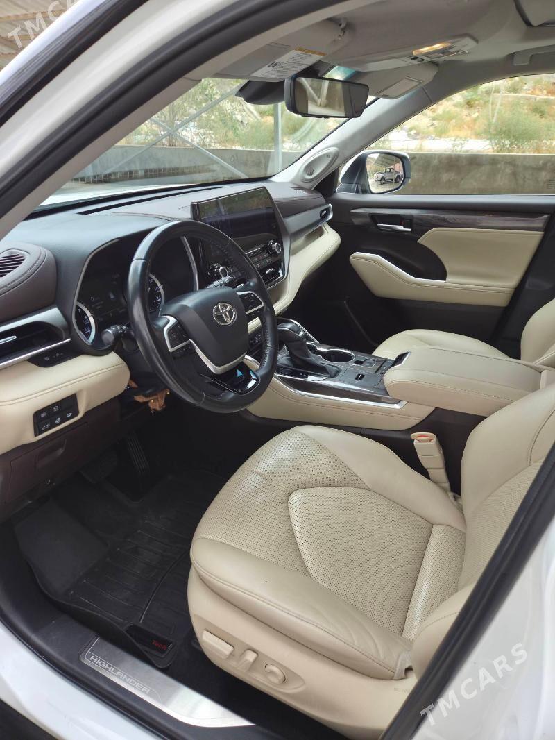 Toyota Highlander 2022 - 710 000 TMT - Туркменбаши - img 9