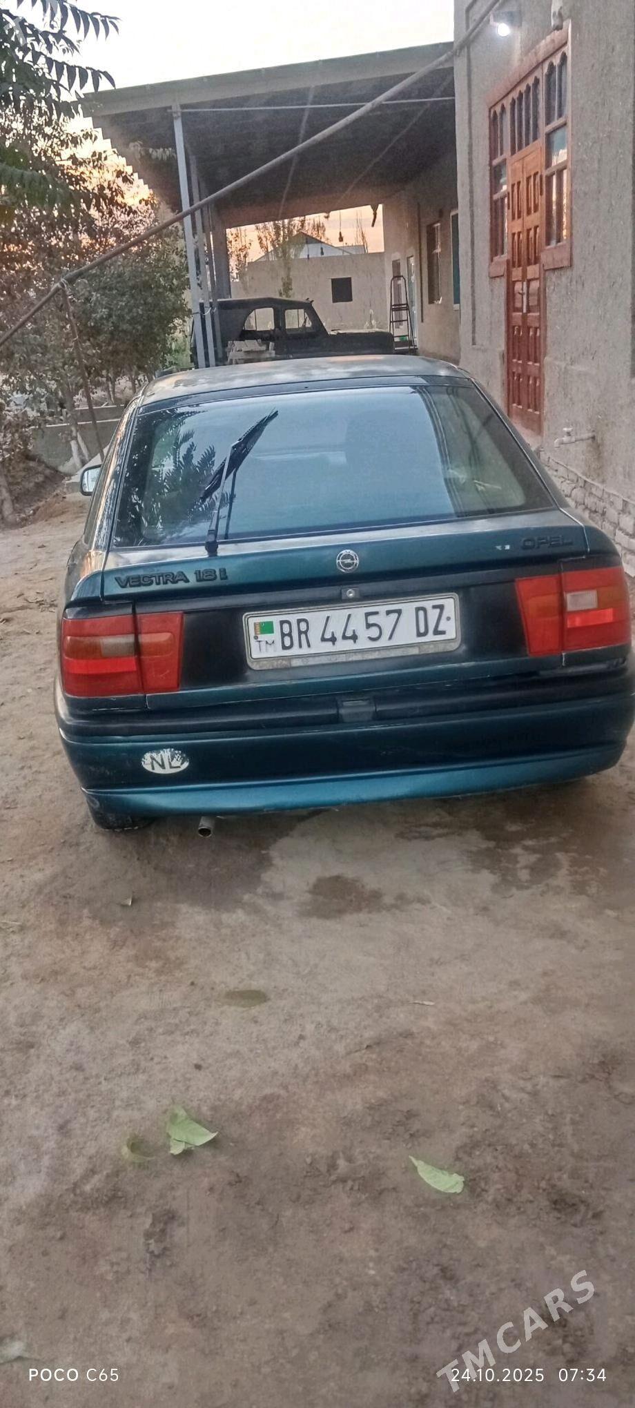 Opel Vectra 1994 - 28 000 TMT - Гурбансолтан Едже - img 2