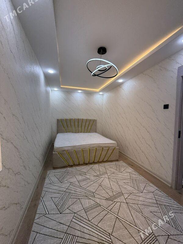 11 мкр 2 ком 1 этаж - 11 мкр - img 4