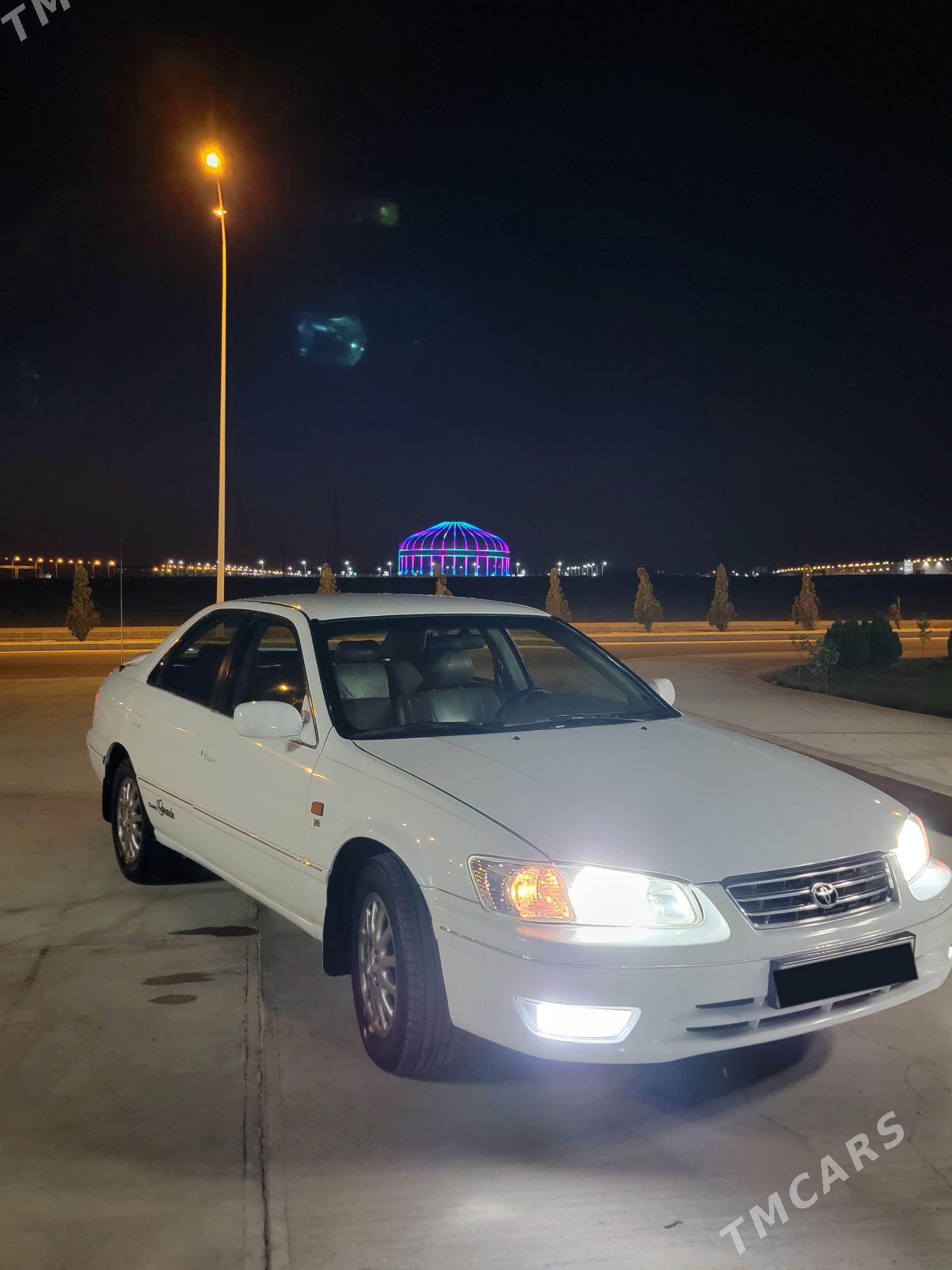 Toyota Camry 1998 - 140 000 TMT - Балканабат - img 5