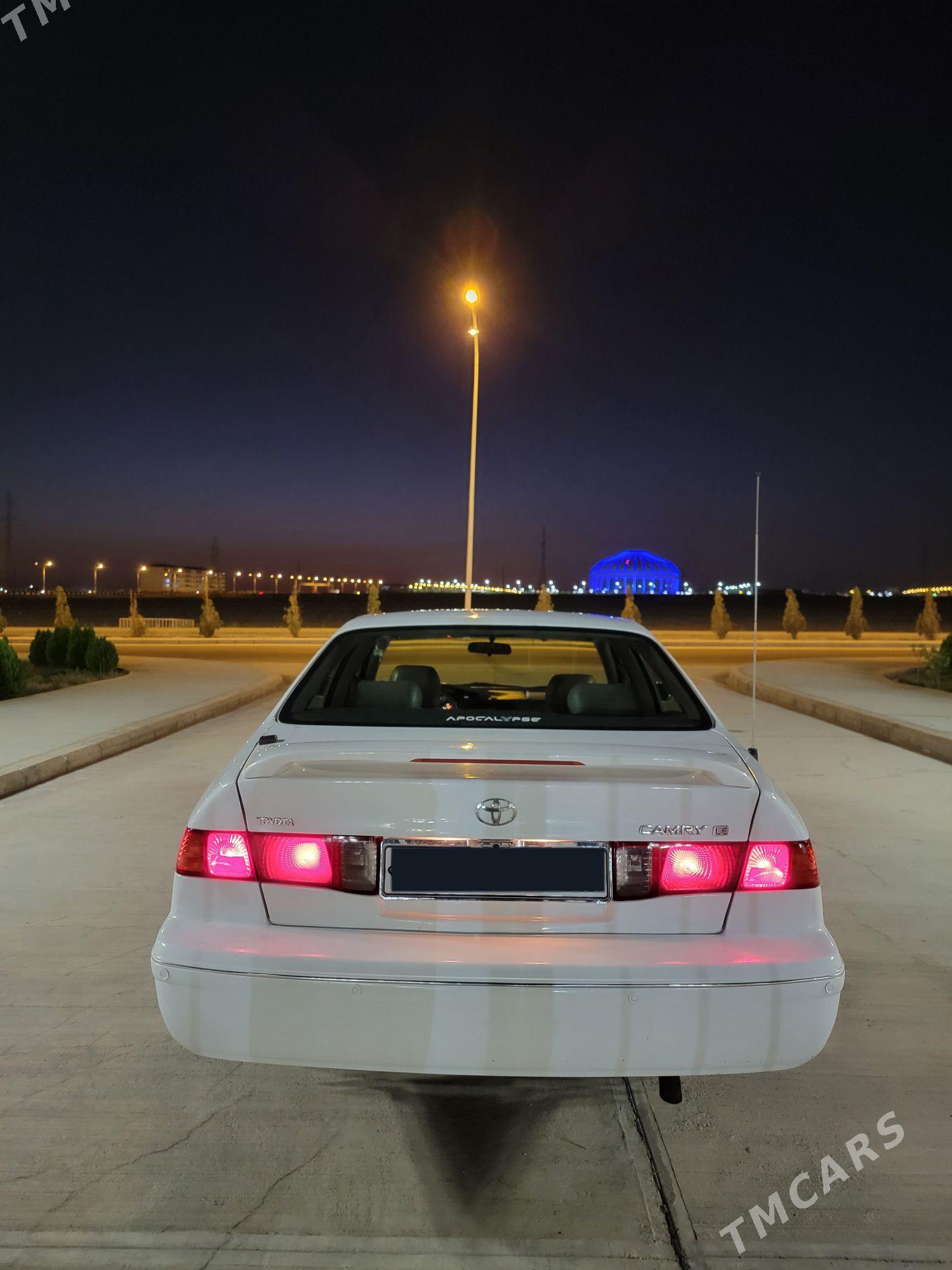 Toyota Camry 1998 - 140 000 TMT - Балканабат - img 8