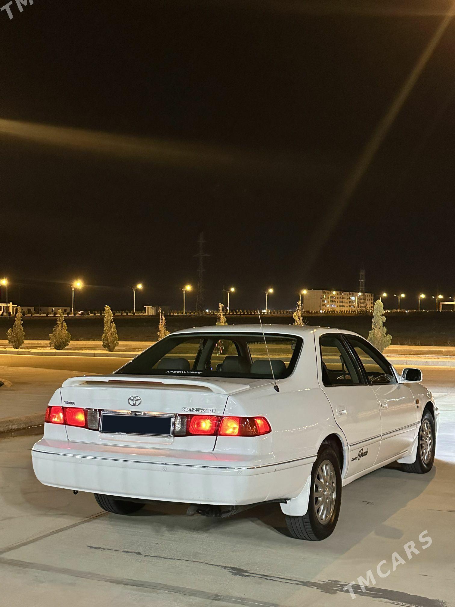 Toyota Camry 1998 - 140 000 TMT - Балканабат - img 2
