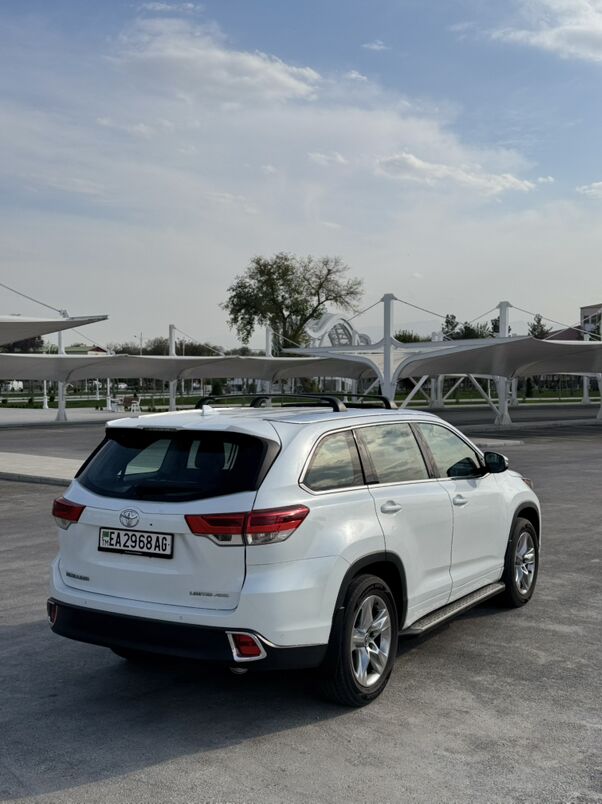 Toyota Highlander 2019 - 428 000 TMT - Aşgabat - img 3
