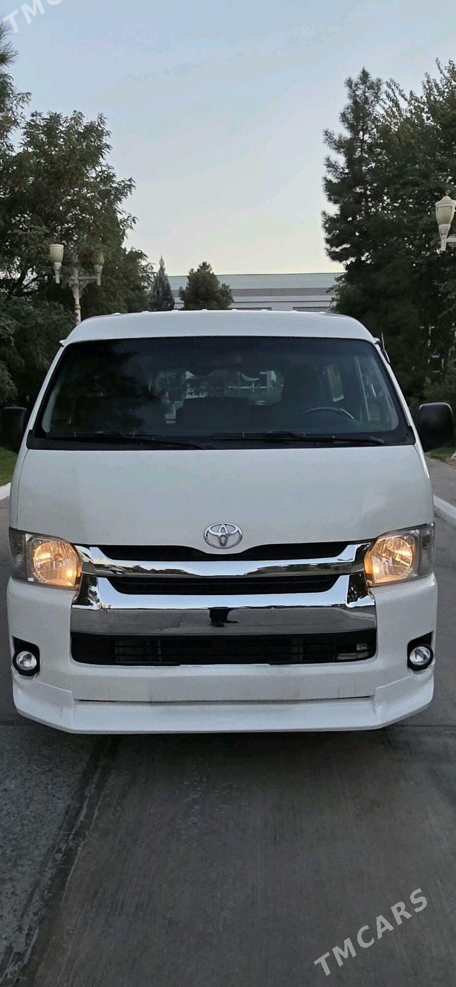 Toyota Hiace 2006 - 300 000 TMT - Мары - img 4
