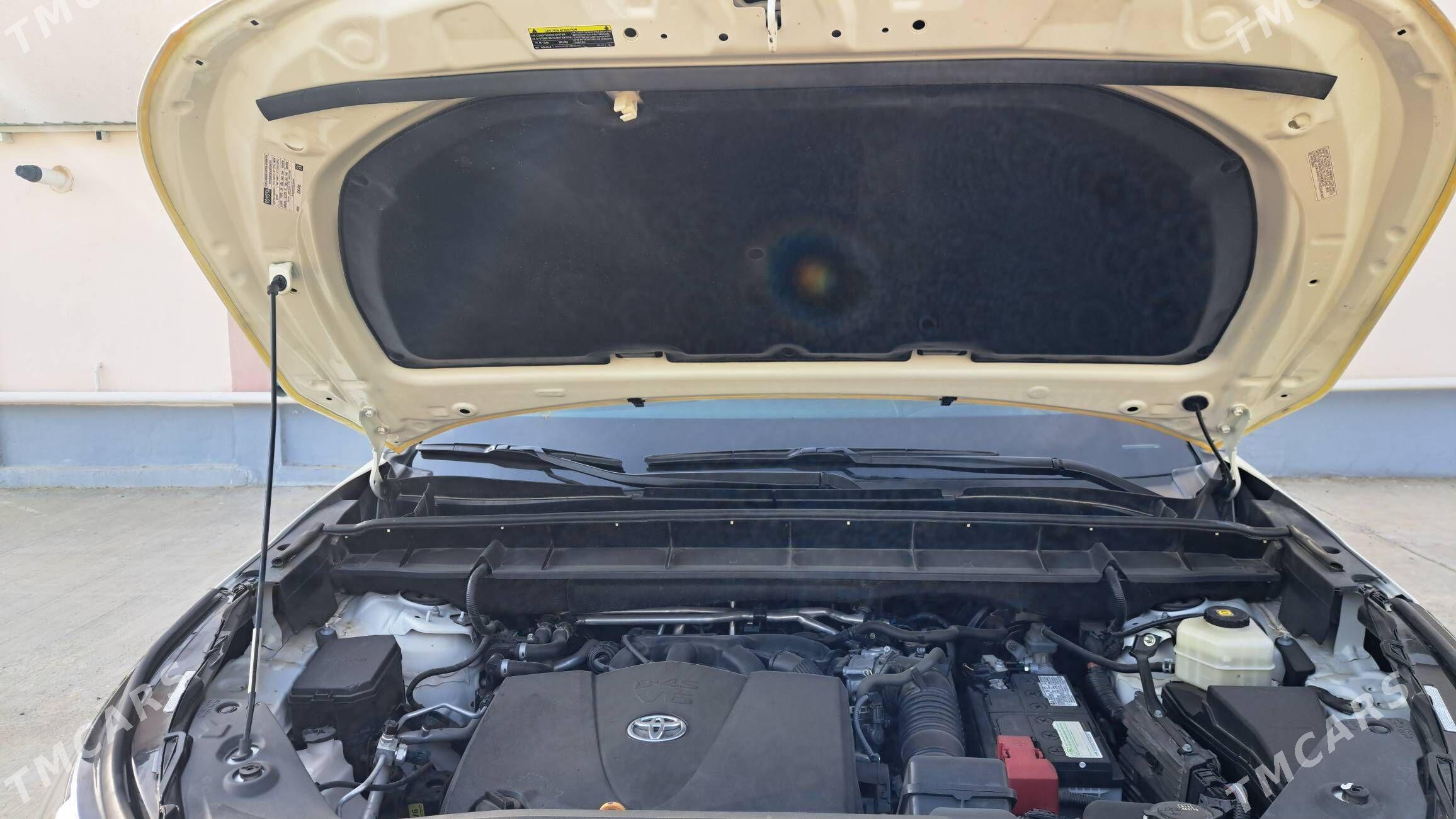 Toyota Highlander 2021 - 700 000 TMT - Ашхабад - img 6