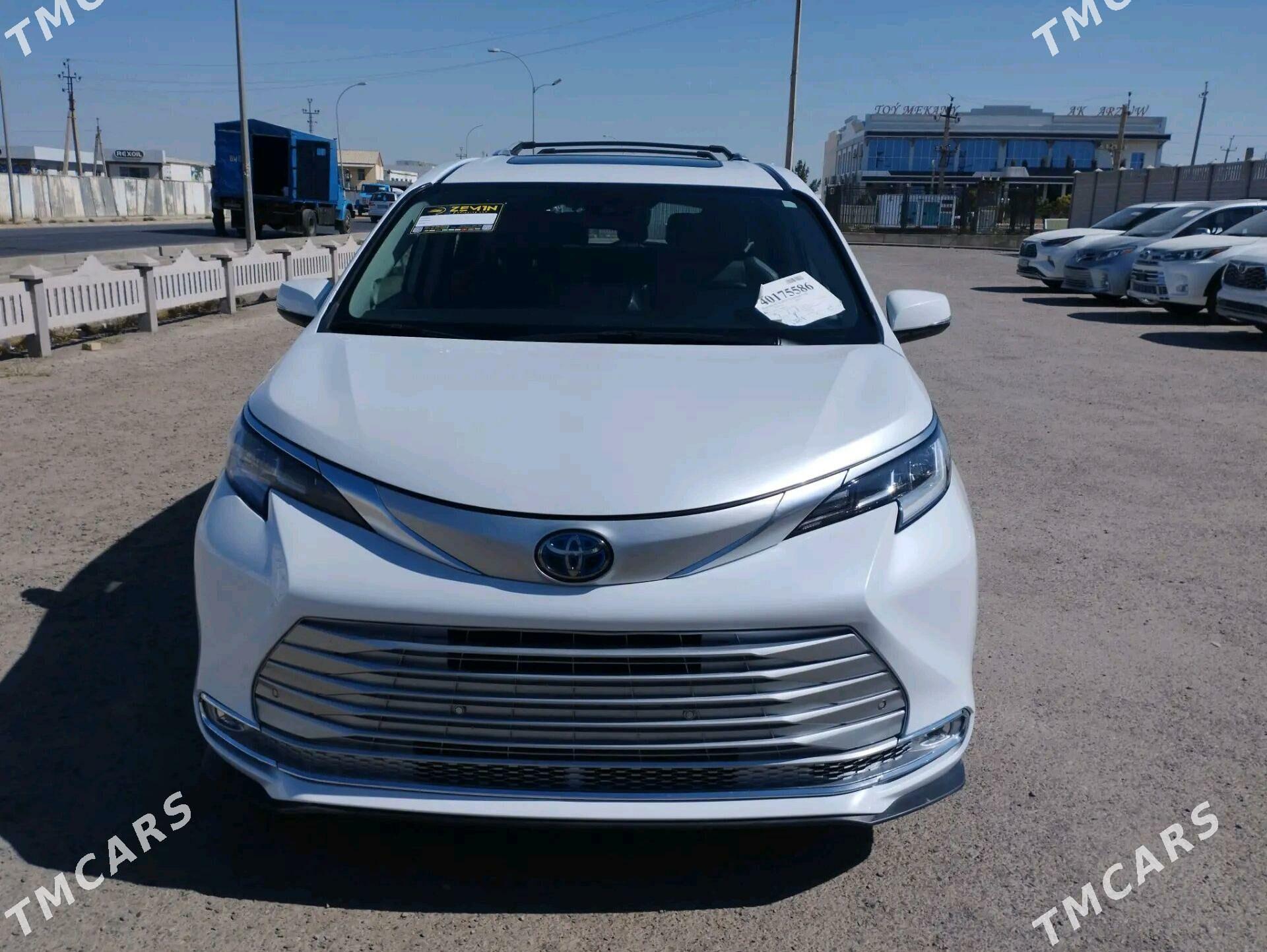 Toyota Sienna 2022 - 600 060 TMT - Векильбазар - img 3