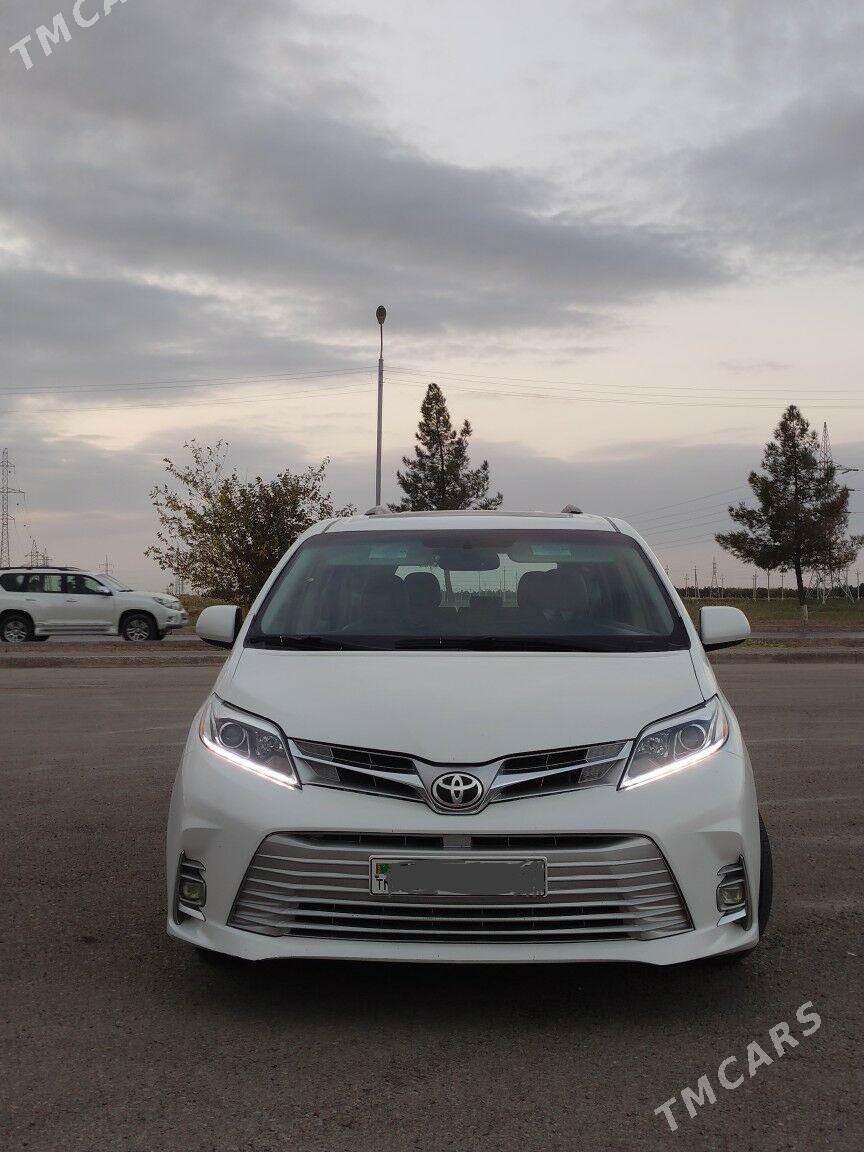 Toyota Sienna 2017 - 346 000 TMT - Aşgabat - img 2