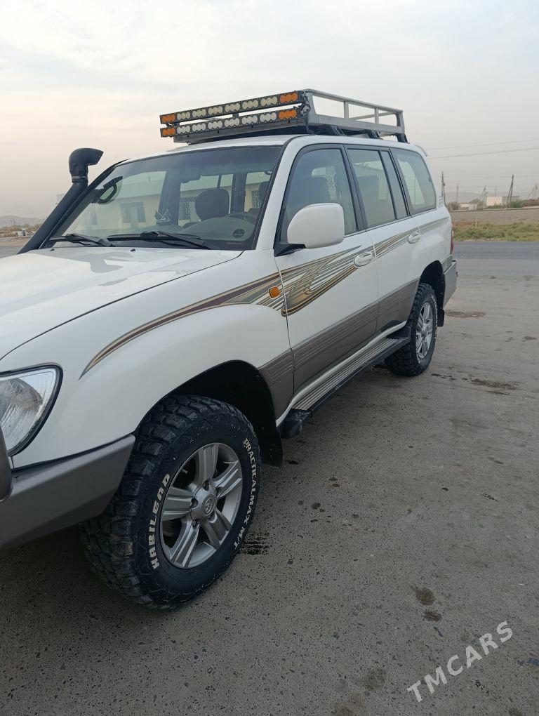 Toyota Land Cruiser 2004 - 340 000 TMT - Койтендаг - img 3
