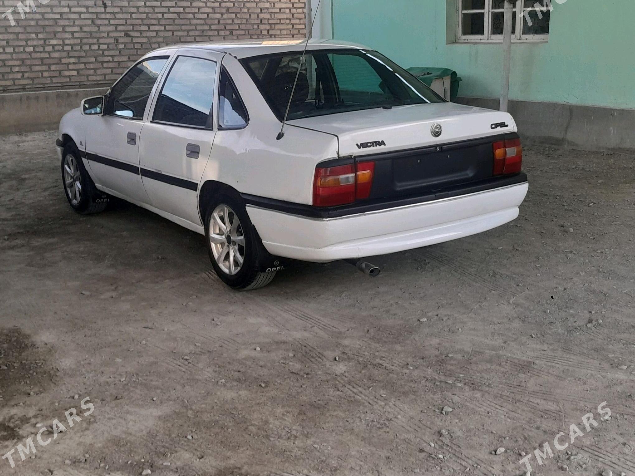 Opel Vectra 1993 - 30 000 TMT - Бахарден - img 3