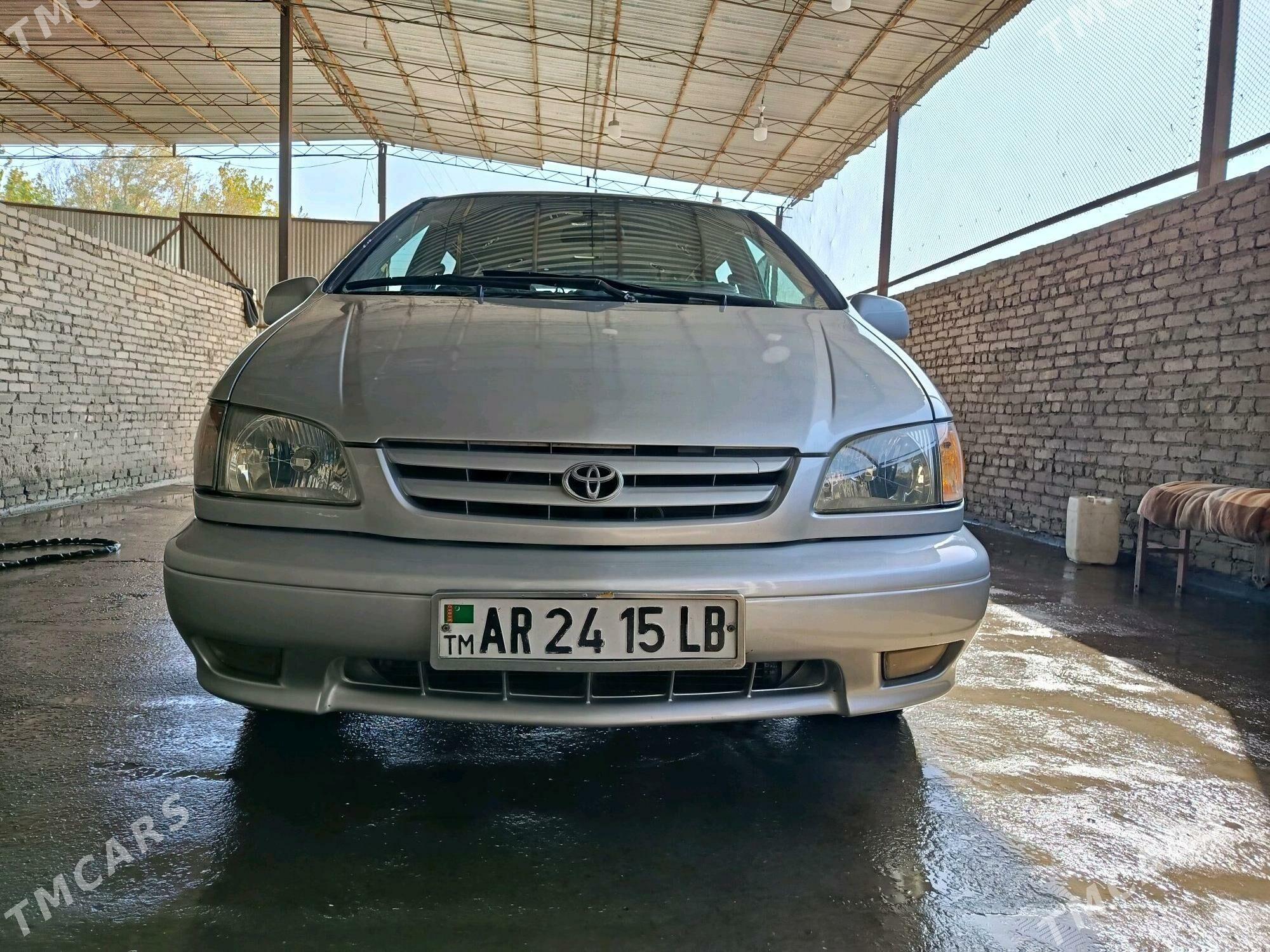Toyota Sienna 2002 - 180 000 TMT - Türkmenabat - img 3