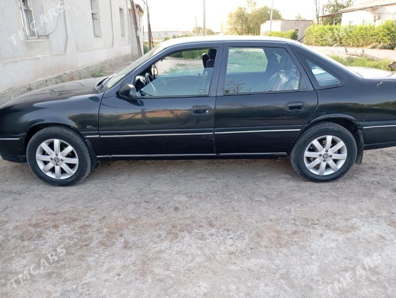 Opel Vectra 1991 - 36 000 TMT - Болдумсаз - img 9