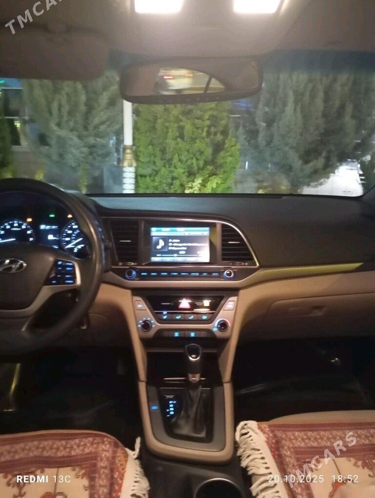 Hyundai Elantra 2018 - 190 000 TMT - Çoganly - img 4