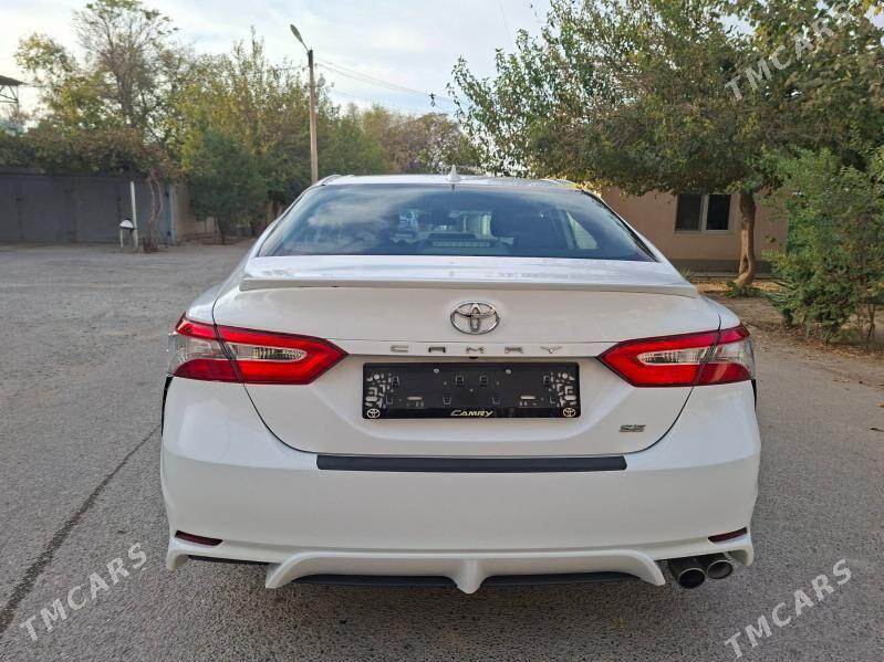 Toyota Camry 2019 - 280 000 TMT - 30 мкр - img 4
