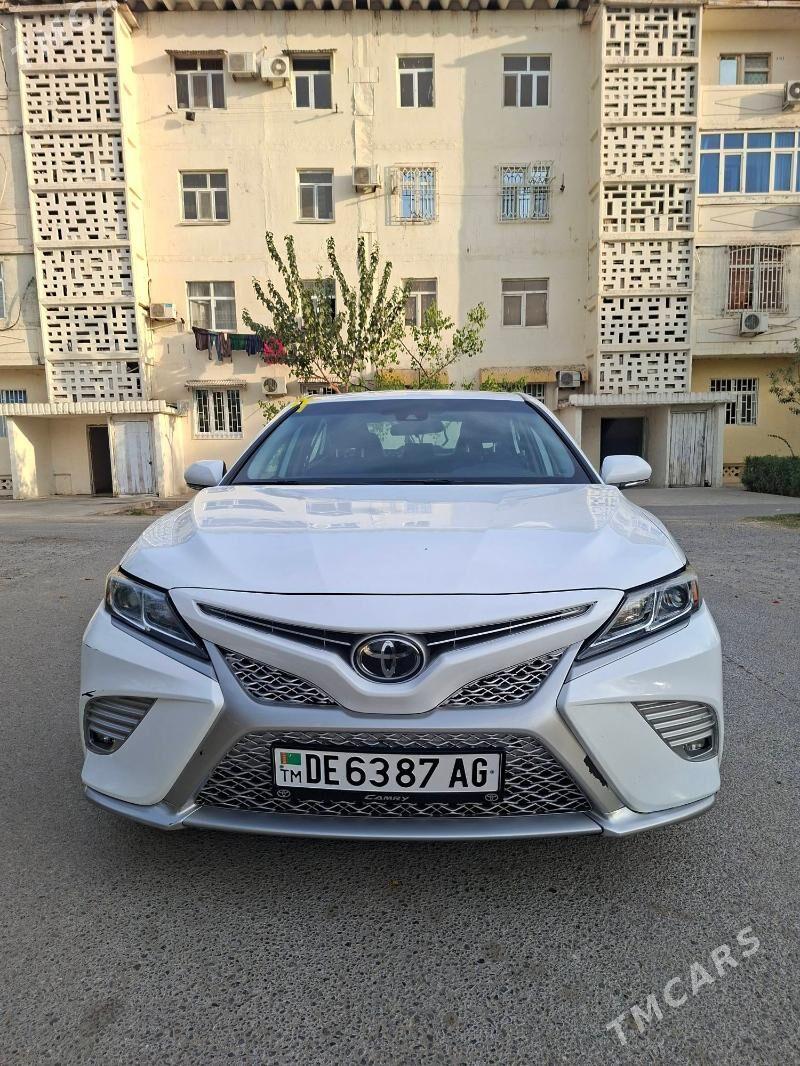 Toyota Camry 2019 - 280 000 TMT - 30 мкр - img 3