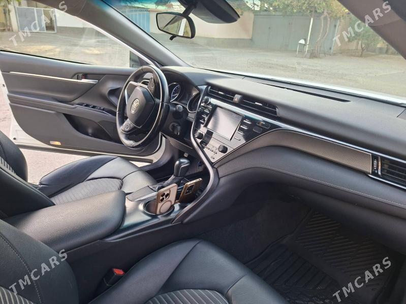 Toyota Camry 2019 - 280 000 TMT - 30 мкр - img 5