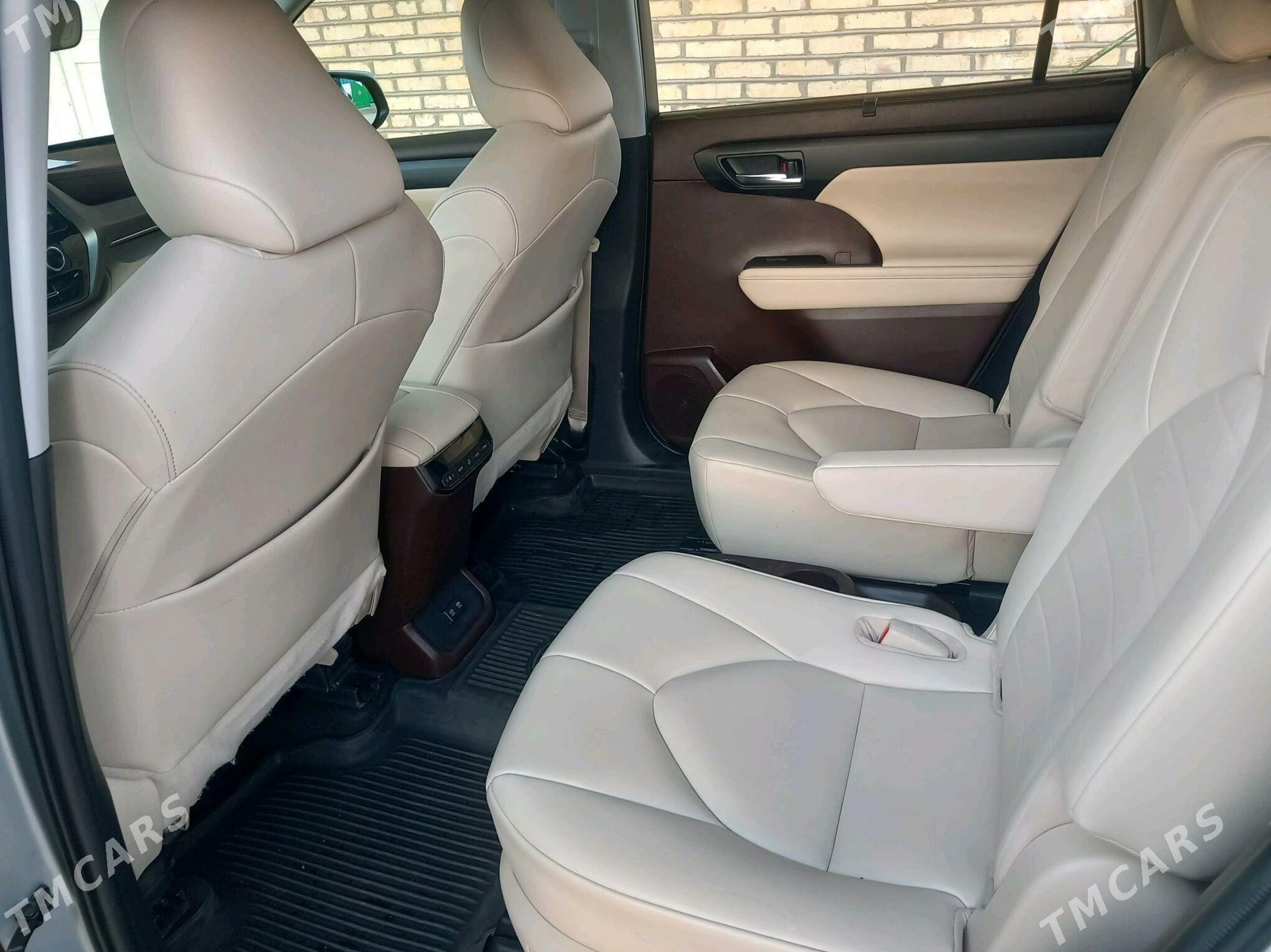 Toyota Highlander 2020 - 530 000 TMT - Сакарчага - img 9
