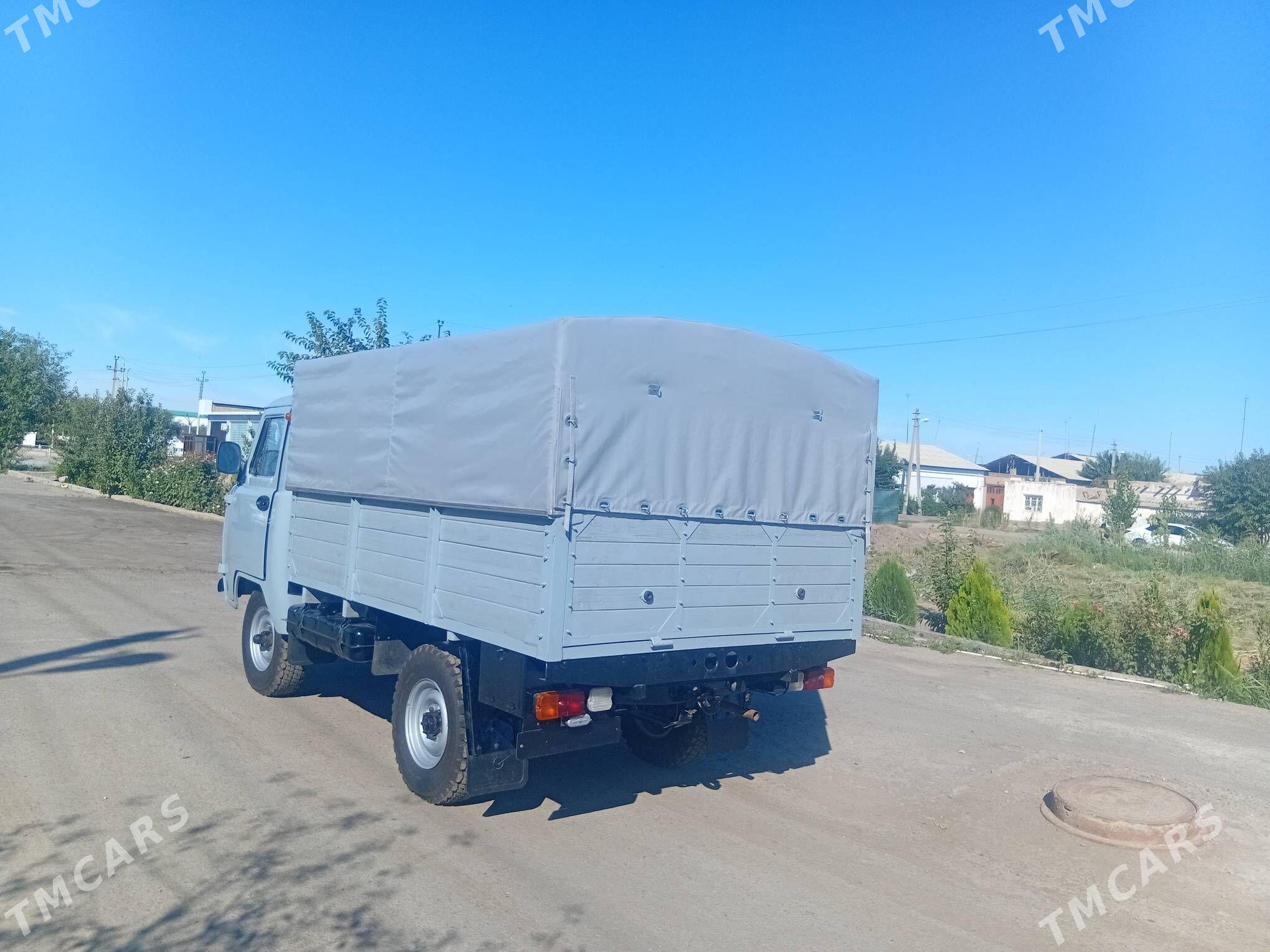 UAZ 452 1991 - 95 000 TMT - Daşoguz - img 4