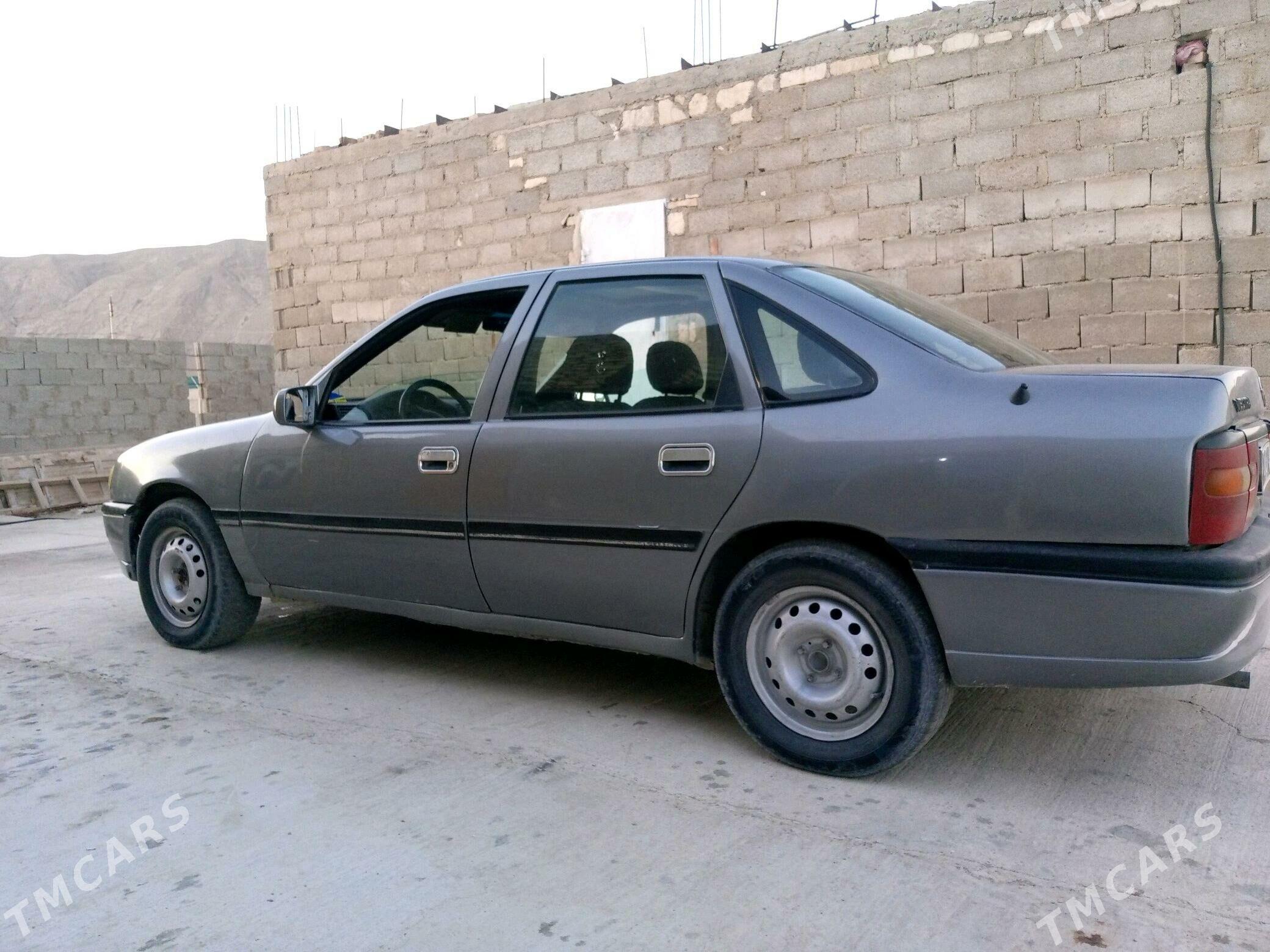 Opel Vectra 1991 - 25 000 TMT - Балканабат - img 4