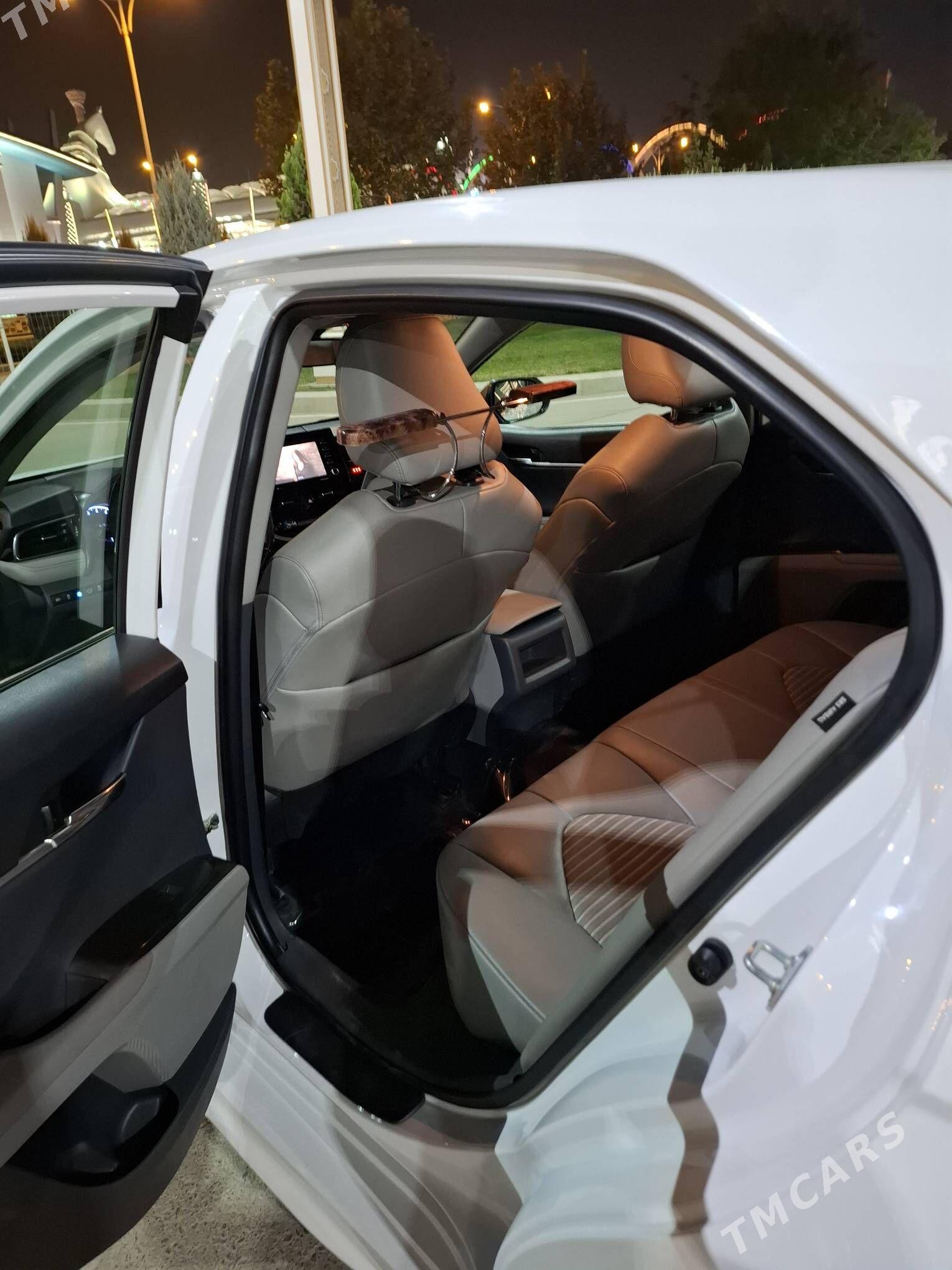 Toyota Camry 2022 - 360 000 TMT - Olimpiýa şäherçesi - img 6