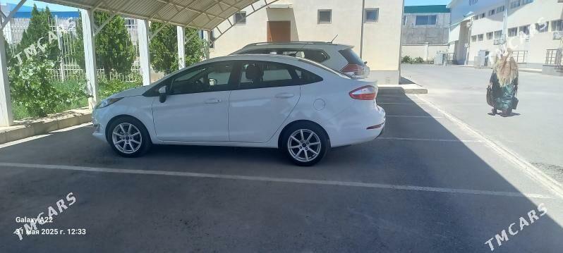 Ford Fiesta 2018 - 150 000 TMT - Aşgabat - img 4