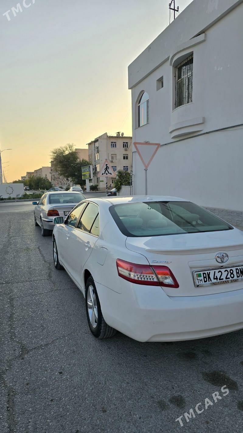 Toyota Camry 2010 - 194 000 TMT - Балканабат - img 2