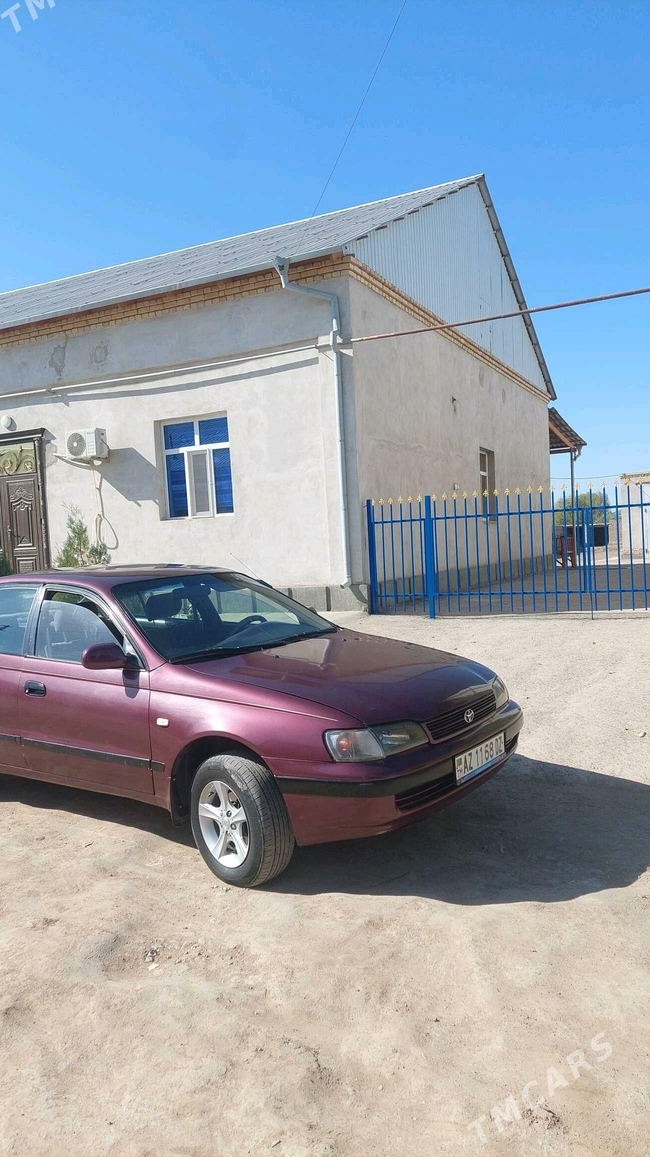 Toyota Carina 1995 - 60 000 TMT - Daşoguz - img 2
