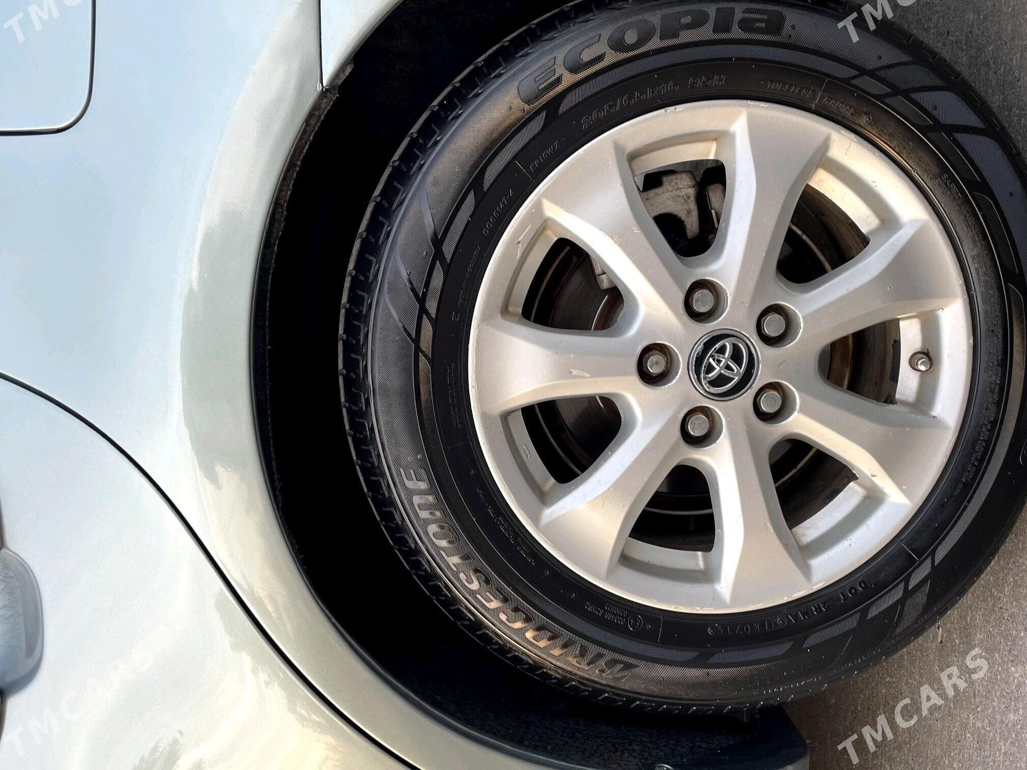 Toyota Camry 2010 - 175 000 TMT - Mary - img 5