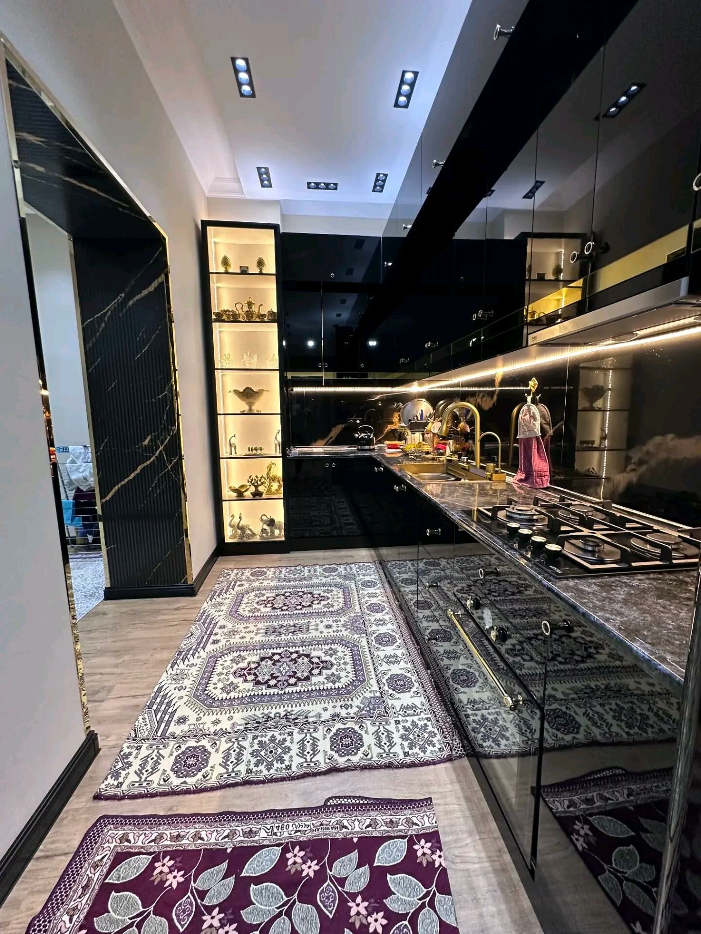 Buzmeyin 3 komnat 1 etaj - Aşgabat - img 1