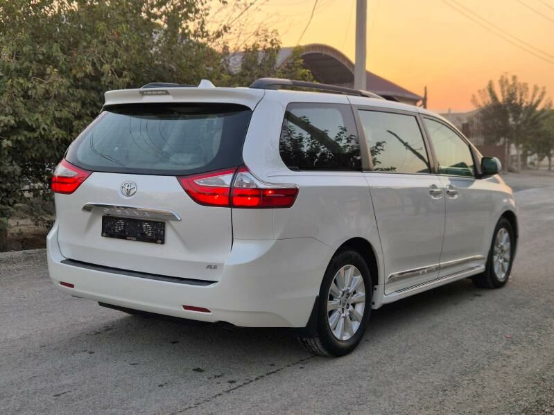 Toyota Sienna 2016 - 384 000 TMT - Büzmeýin - img 4