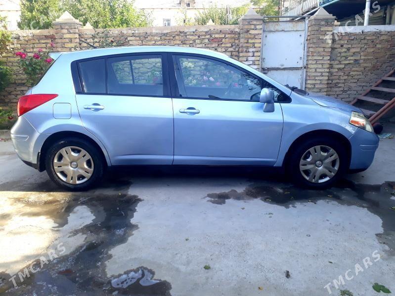Nissan Versa 2011 - 120 000 TMT - Балканабат - img 1