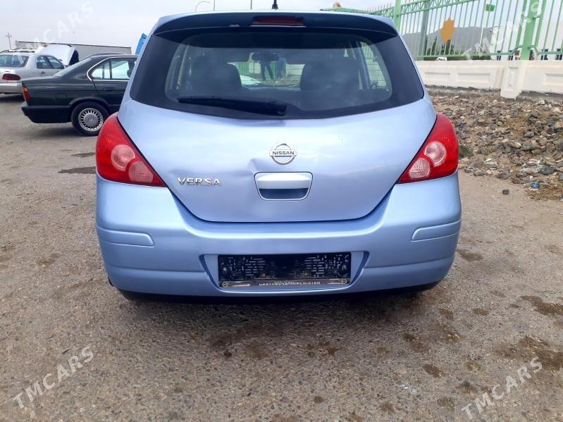 Nissan Versa 2011 - 120 000 TMT - Балканабат - img 9