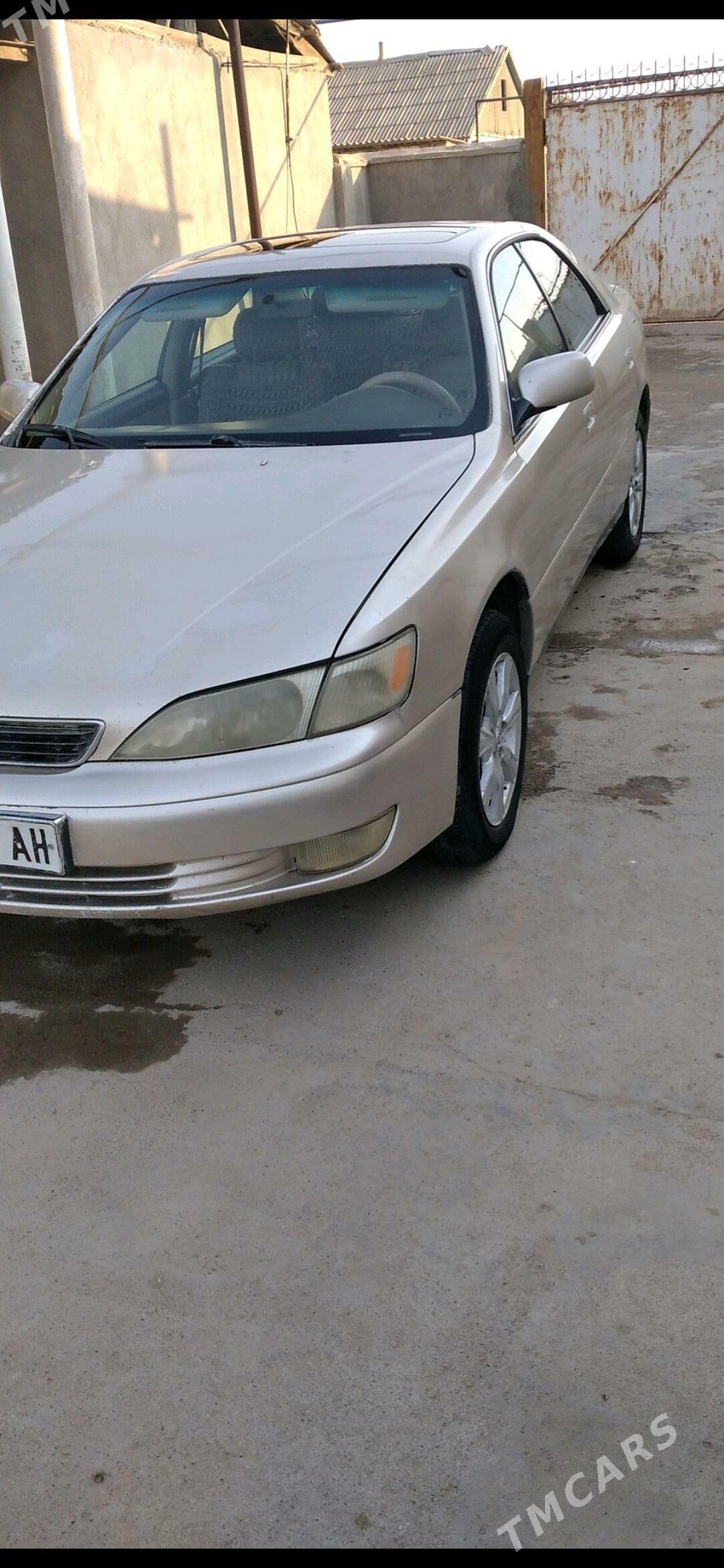 Lexus ES 300 1998 - 100 000 TMT - Бабадайхан - img 6