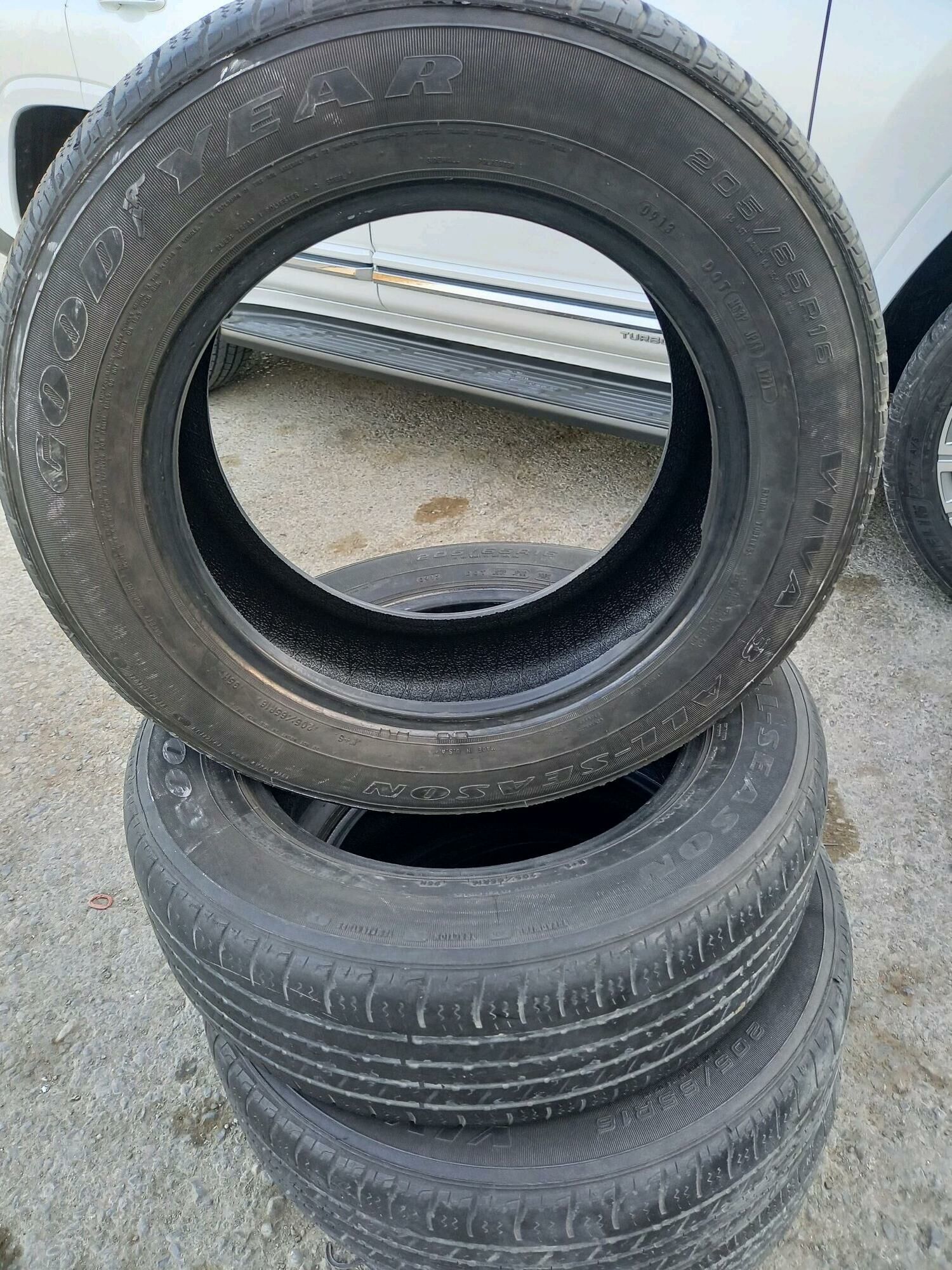 komplekt 205 65 16 good year 650 TMT - 8 мкр - img 1