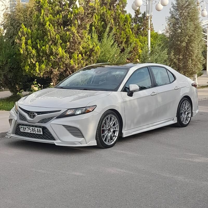 Toyota Camry 2021 - 420 000 TMT - Aşgabat - img 1