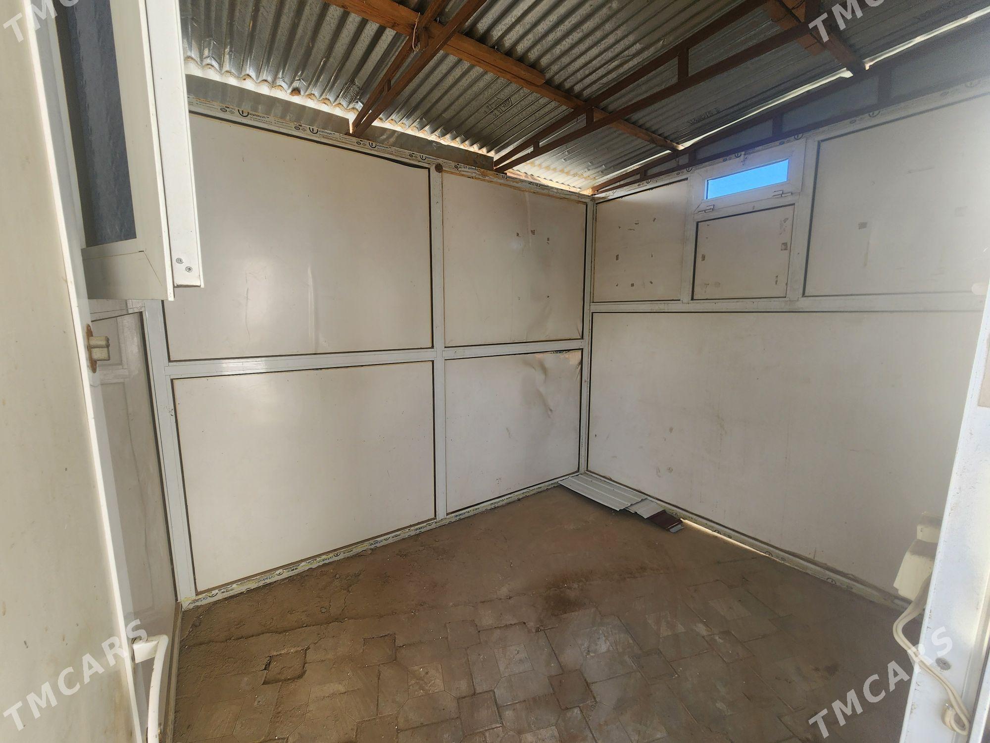 Plastik butka bar - Mary - img 5