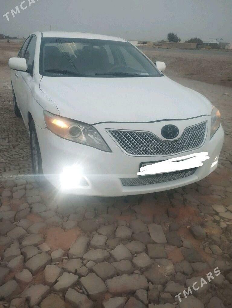 Toyota Camry 2009 - 140 000 TMT - Мары - img 1