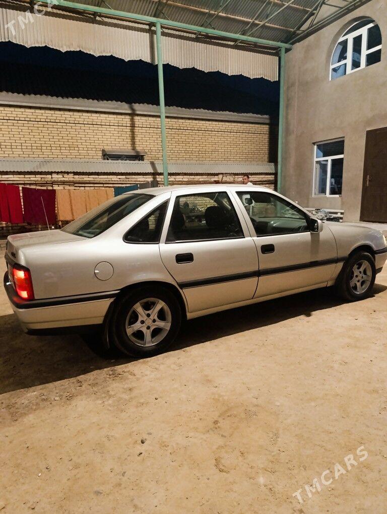 Opel Vectra 1990 - 50 000 TMT - Mary - img 3