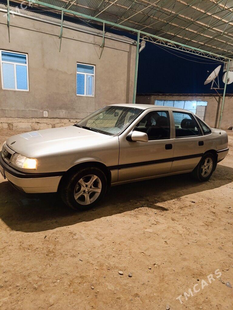 Opel Vectra 1990 - 50 000 TMT - Mary - img 4