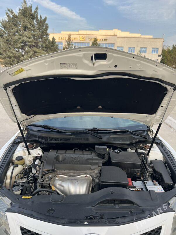 Toyota Camry 2010 - 222 000 TMT - Balkanabat - img 4