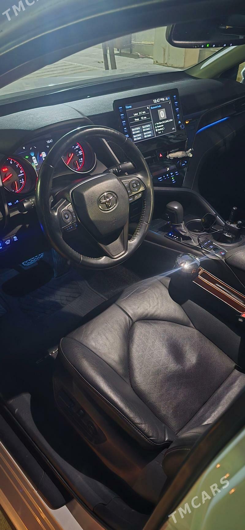 Toyota Camry 2021 - 410 000 TMT - Büzmeýin - img 2